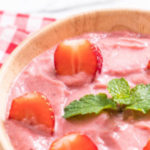 smoothie bowl met aardbeien